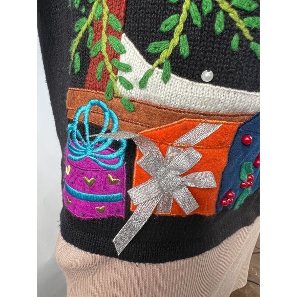 Hampshire Studio Christmas Holiday Cardigan Sm Blk Santa 55% Ramie, 45% Cotton - Picture 4 of 16